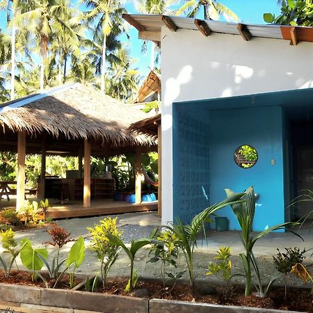 Three Little Birds Surf Hostel General Luna  Extérieur photo